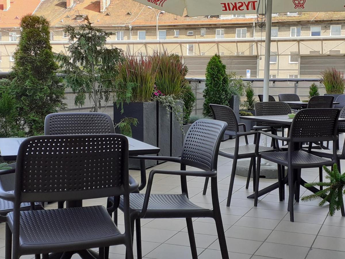 Weiser Hotel Wroclaw Bagian luar foto