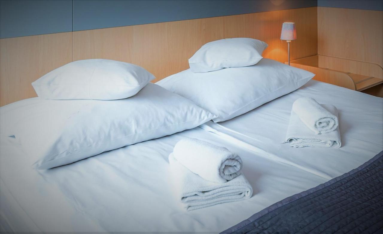 Weiser Hotel Wroclaw Bagian luar foto